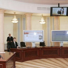 Участие в судебных заседаниях судов общей юрисдикции теперь стало возможно с использованием  систем видеоконференц-связи.